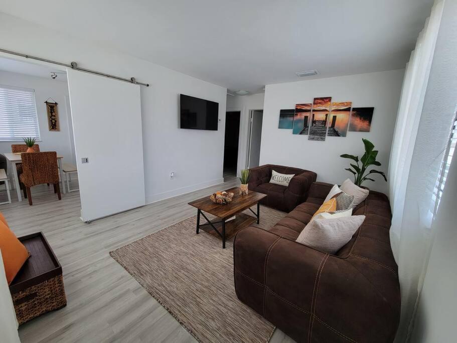 Sol Miami #1 With Free Parking On Premises 아파트 외부 사진