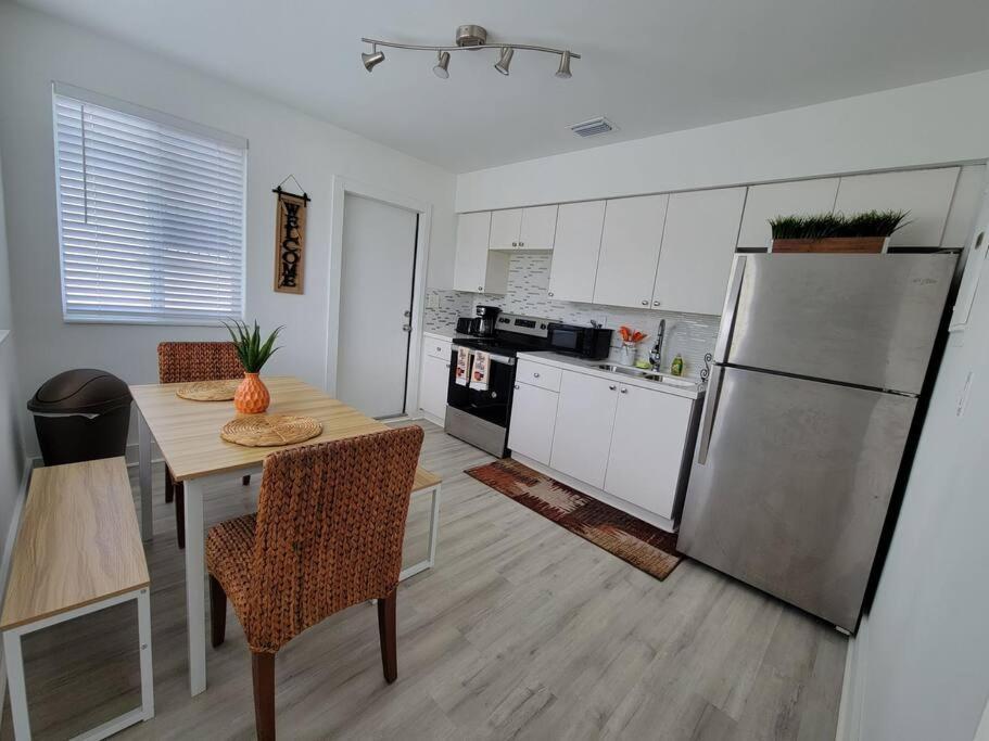 Sol Miami #1 With Free Parking On Premises 아파트 외부 사진